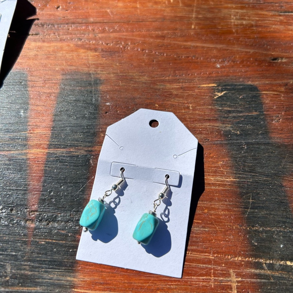 Chic Turquoise Drop Earrings